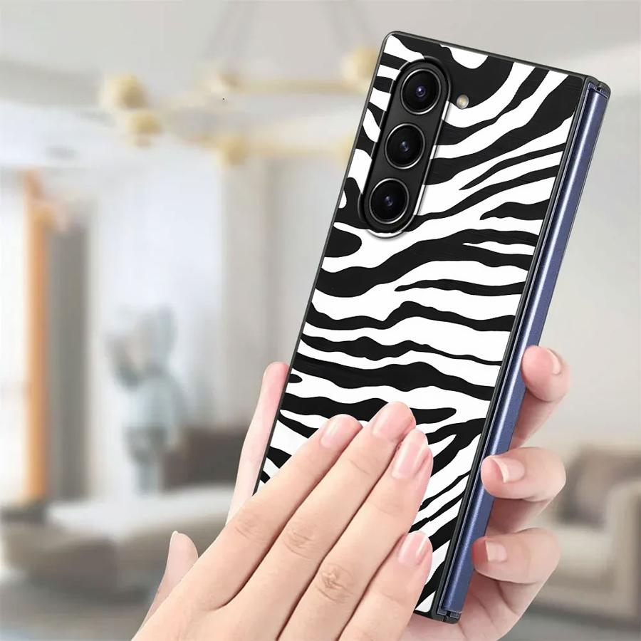 Zebra Striped Sunflower Back P - Phone Cases Z Fold 5 리뷰 및 가격