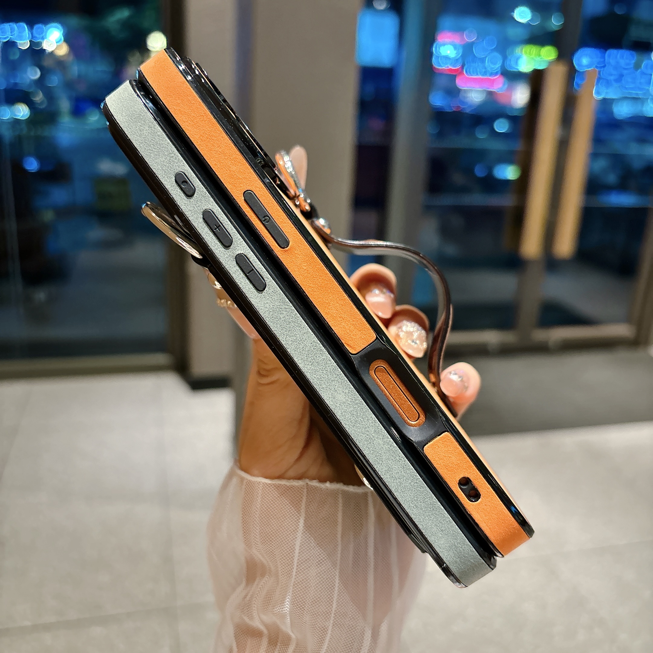Suede Leather Wrist Strap Hold - Phone Cases Iphone 17 리뷰 및 가격